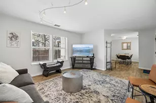 1802 N Prairie Ave, Dallas, TX 75204 - Photo 4