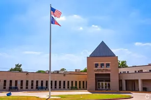 2304 Shady Brook Dr, Bedford, TX 76021 - Photo 28