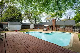 2304 Shady Brook Dr, Bedford, TX 76021 - Photo 22