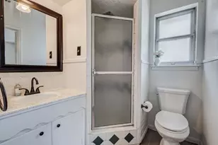 2304 Shady Brook Dr, Bedford, TX 76021 - Photo 20