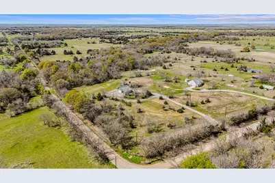 1530 County Road 3925, Wolfe City, TX 75449 - Photo 26