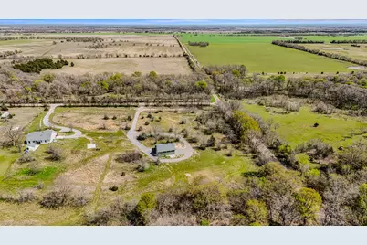 1530 County Road 3925, Wolfe City, TX 75449 - Photo 20