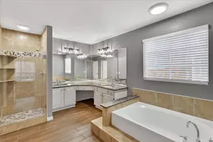 526 Newberry St, Grand Prairie, TX 75052 - Photo 22