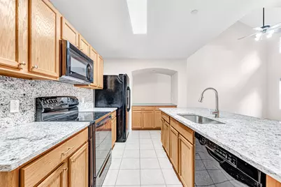 10059 Wake Bridge Drive, Frisco, TX 75035 - Photo 6