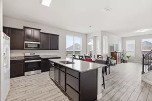 2409 Maple Stream Dr, Fort Worth, TX 76177 - Photo 2