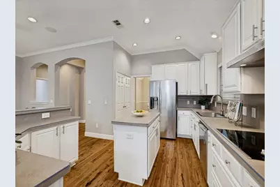 8717 Falcon Crest Drive, McKinney, TX 75072 - Photo 12