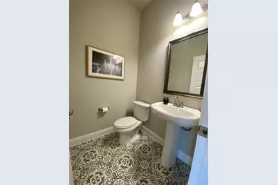 209 Johnson Street, Granbury, TX 76048 - Photo 4