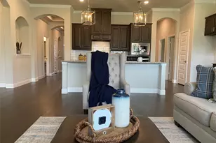 209 Johnson St, Granbury, TX 76048 - Photo 12