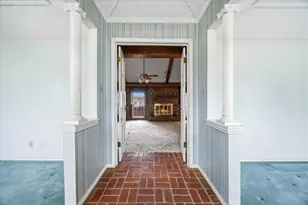 1309 Briar Hollow Ln, Garland, TX 75043 - Photo 4