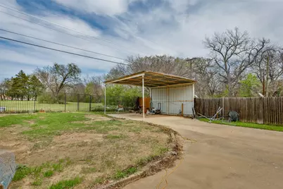 1907 Bridle Lane, Gainesville, TX 76240 - Photo 38