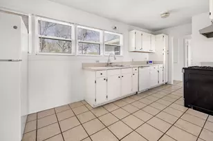 6431 Jerrell St, North Richland Hills, TX 76180 - Photo 10