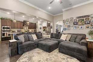 7934 Grassland Dr, Godley, TX 76044 - Photo 10