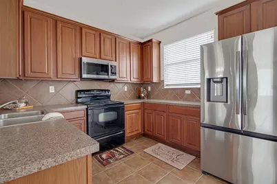 8065 Caladium Drive, North Richland Hills, TX 76180 - Photo 10