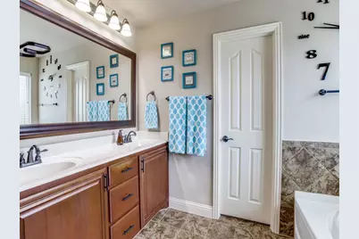 804 Longhorn Drive, Aubrey, TX 76227 - Photo 16