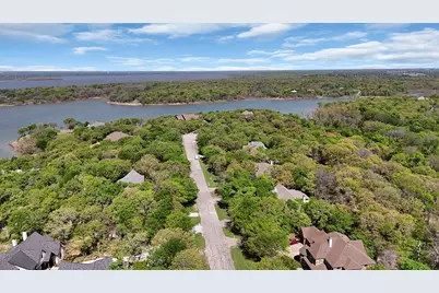 621 Diamond Point Drive, Oak Point, TX 75068 - Photo 36