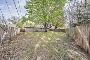 2638 Crestbrook Ln, Grand Prairie, TX 75052 - Photo 40