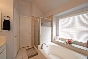 2005 Reddenson Dr, Carrollton, TX 75010 - Photo 16