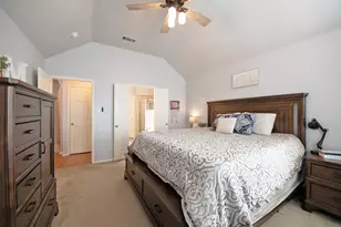 2005 Reddenson Dr, Carrollton, TX 75010 - Photo 12