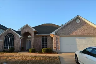 4725 Bristol Trace Trail, Fort Worth, TX 76244 - Photo 2