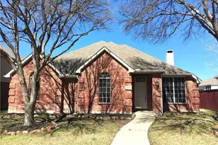 1662 Natural Bridge Dr, Frisco, TX 75036 - Photo 1