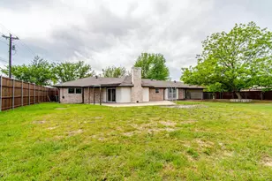 16024 Plum Ln, Frisco, TX 75072 - Photo 10