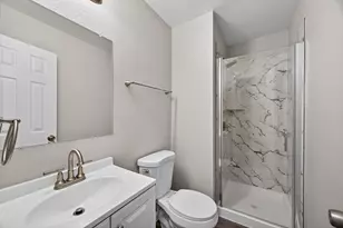 614 Lakeside Dr Dr, Irving, TX 75062 - Photo 16