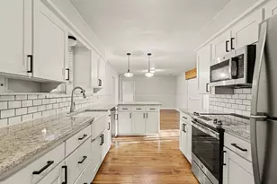 832 Gregory Ave, Bedford, TX 76022 - Photo 12