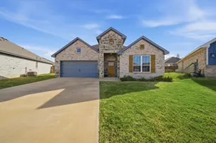 315 Bronco Dr, Pilot Point, TX 76258 - Photo 36
