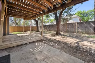 6104 Hedgeapple Ct, Arlington, TX 76001 - Photo 32