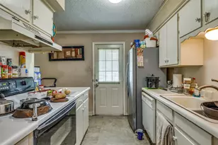 101 Gordon Dr, Azle, TX 76020 - Photo 12