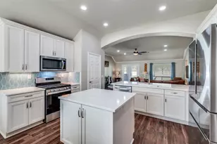 9012 Kingston Dr, Denton, TX 76207 - Photo 12