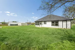 608 E South St, Itasca, TX 76055 - Photo 26