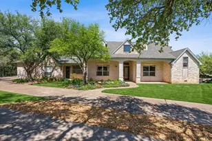 2306 Winton Terrace Ct, Granbury, TX 76048 - Photo 4