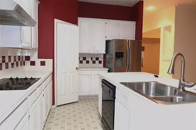 2816 Kings Gate Drive, Carrollton, TX 75006 - Photo 6