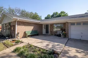 4757 Sunset Cir S, Fort Worth, TX 76244 - Photo 12