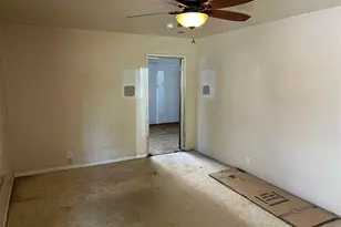 200 Cumberland Rd, Waxahachie, TX 75165 - Photo 4