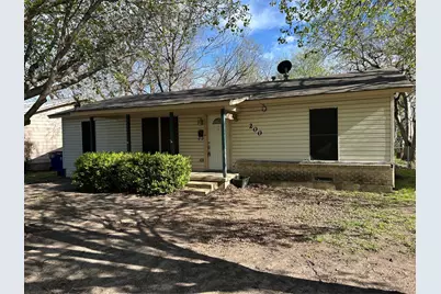 200 Cumberland Road, Waxahachie, TX 75165 - Photo 2