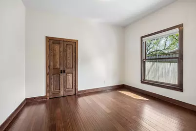 336 S Edgefield Avenue, Dallas, TX 75208 - Photo 18