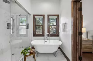 336 S Edgefield Ave, Dallas, TX 75208 - Photo 24