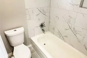 9600 Royal Ln, Dallas, TX 75243 - Photo 14