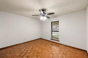 1014 Kingston Dr, Mansfield, TX 76063 - Photo 16