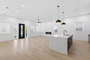 324 N Patton Ave, Dallas, TX 75203 - Photo 12