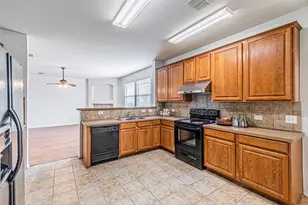 7804 Hidden Path Ln, Denton, TX 76210 - Photo 12