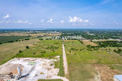 000 Sims Drive, Whitney, TX 76692 - Photo 2