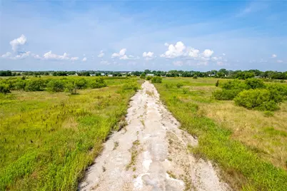 000 Sims Drive, Whitney, TX 76692 - Photo 6