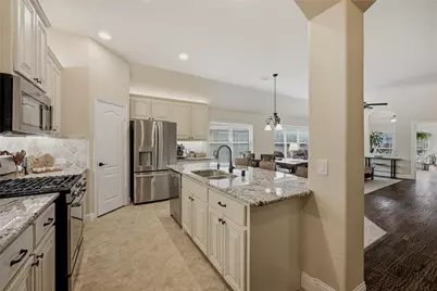 3655 Rosewood Drive, Denison, TX 75020 - Photo 10