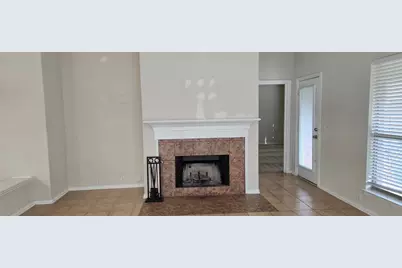 2121 Kingsdale Court, McKinney, TX 75071 - Photo 10