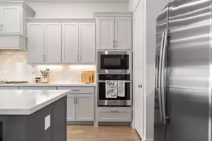 1713 Cannon St, Van Alstyne, TX 75495 - Photo 12