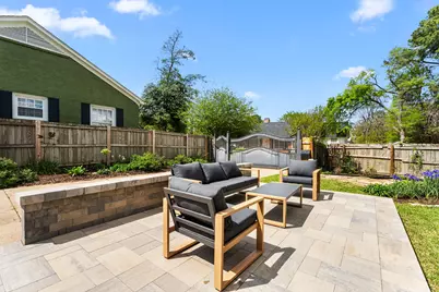 1403 S Robertson Avenue, Tyler, TX 75701 - Photo 14