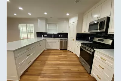 1223 E Waco Avenue, Dallas, TX 75216 - Photo 6